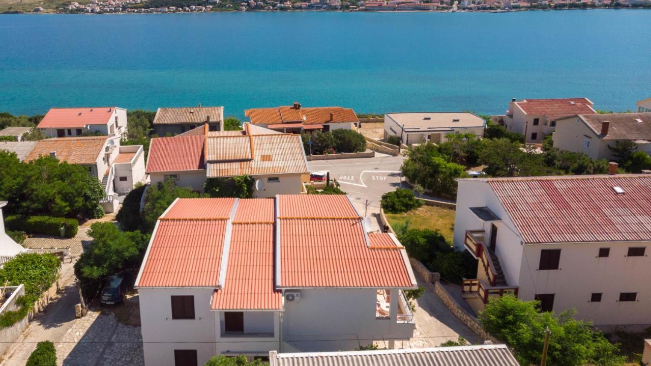 Apartments Salis Pag Town Eksteriør bilde