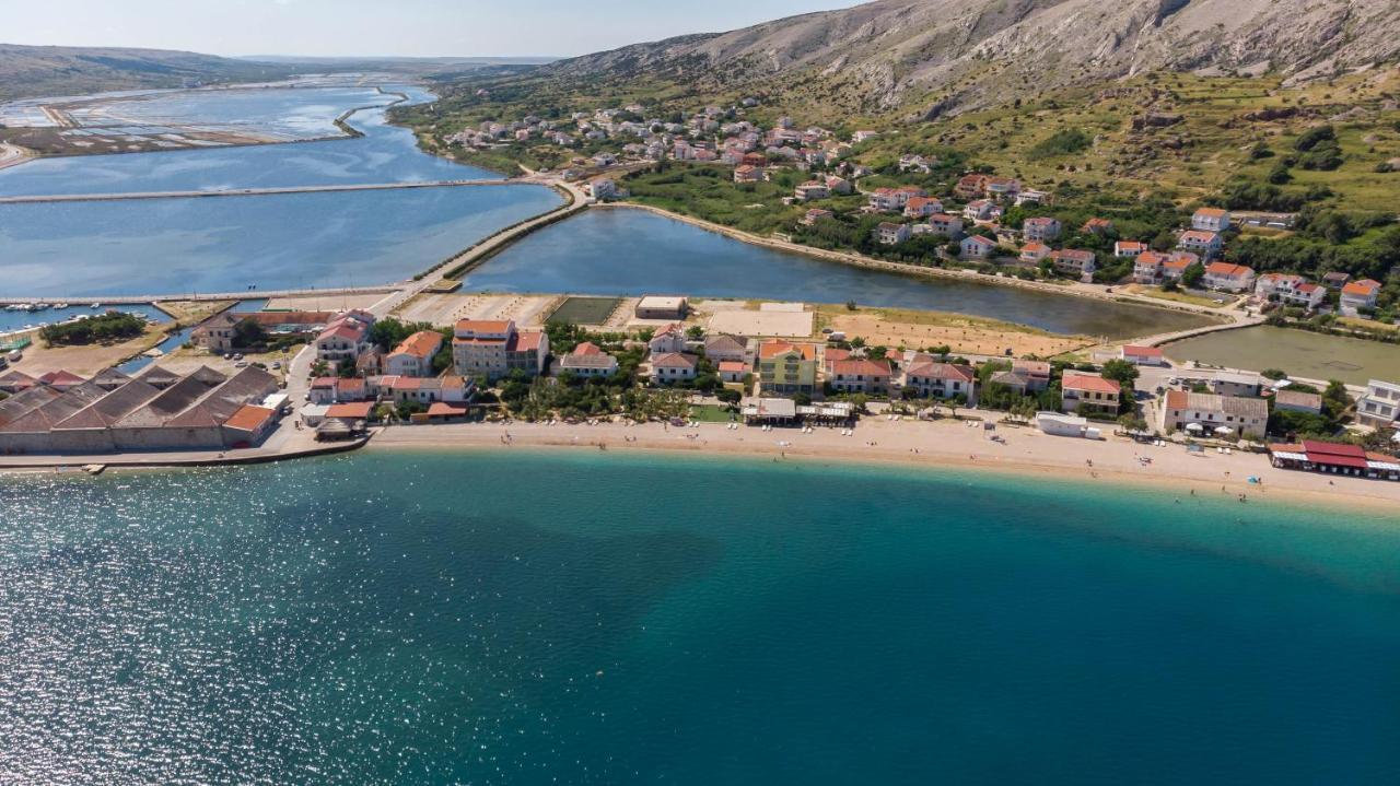 Apartments Salis Pag Town Eksteriør bilde